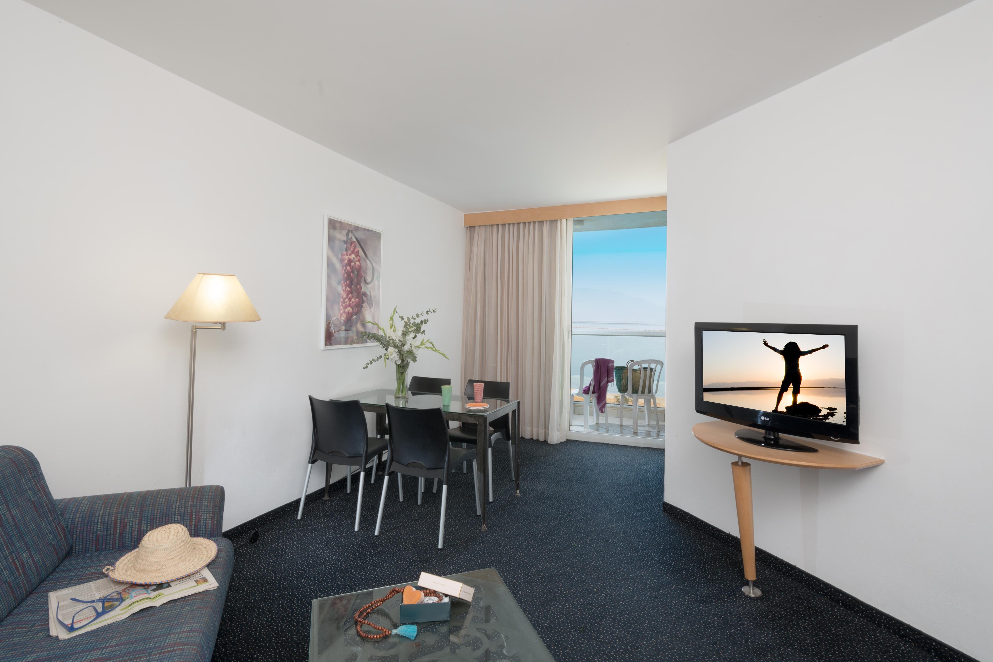 โรงแรมลีโอนาร์โด คลับ เดด ซี ออล อินคลูซีฟ เนเว โซฮาร์ ภายนอก รูปภาพ A typical apartment
