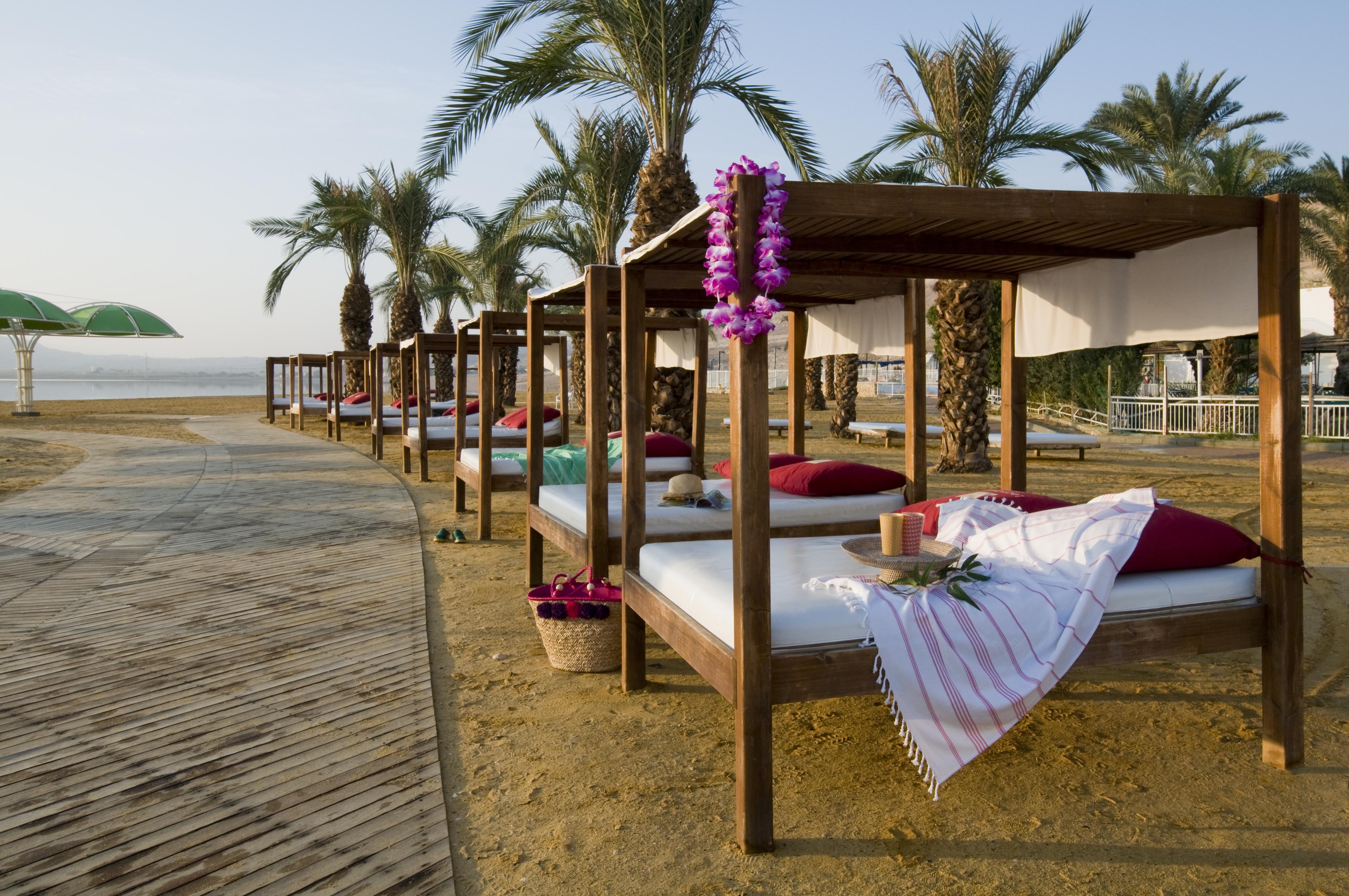 โรงแรมลีโอนาร์โด คลับ เดด ซี ออล อินคลูซีฟ เนเว โซฮาร์ ภายนอก รูปภาพ Beach at the Kempinski Hotel, Dead Sea