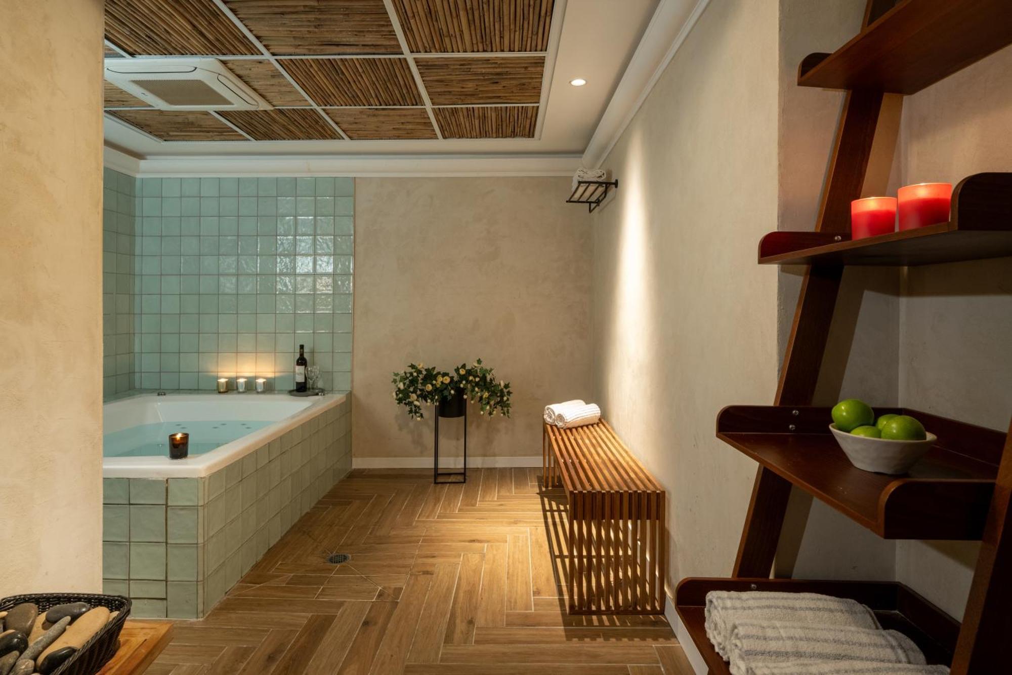 โรงแรมลีโอนาร์โด คลับ เดด ซี ออล อินคลูซีฟ เนเว โซฮาร์ ภายนอก รูปภาพ A modern spa