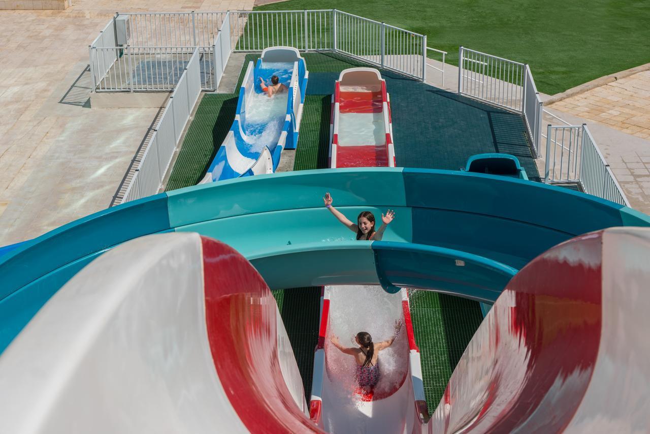 โรงแรมลีโอนาร์โด คลับ เดด ซี ออล อินคลูซีฟ เนเว โซฮาร์ ภายนอก รูปภาพ The water park
